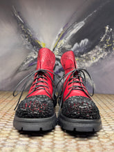 Lade das Bild in den Galerie-Viewer, Papucei Stiefelette Rick Red