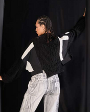 Load image into Gallery viewer, H4- Pulli mit Strick und Memory Taft bis Gr 54