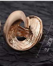 Lade das Bild in den Galerie-Viewer, Gold Ring Kreis Verstellbar