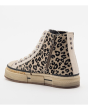 Lade das Bild in den Galerie-Viewer, Rebecca White Sneaker Leo