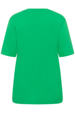 Load image into Gallery viewer, Basic Shirt in Bright Green Größe 40 bis 60 - Kaffe Curve