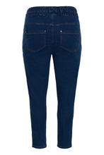 Load image into Gallery viewer, Bequeme Denim-Jeggings in Karottenform bis Gr 56/58– Die perfekte Wohlfühl-Jeans - Kaffe Curve