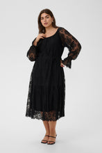 Lade das Bild in den Galerie-Viewer, Romantisches Boho-Spitzenkleid im Stufen-Look – in Schwarz bis Gr 58