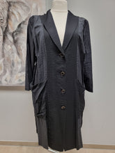 Load image into Gallery viewer, Longblazer von unserem Label Mädchenglück 4 Farben und 3 Größen bis Gr 58/60