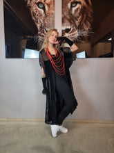 Load image into Gallery viewer, Dreiteiler bestehend aus Netzweste mit Unterkleid & Stulpen