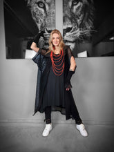 Load image into Gallery viewer, Dreiteiler bestehend aus Netzweste mit Unterkleid & Stulpen