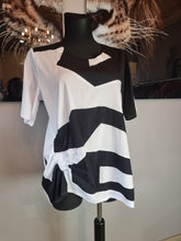 Load image into Gallery viewer, Tunika von Mädchenglück in 4 Farben bis Gr 64 jetzt im Sale