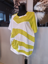 Load image into Gallery viewer, Tunika von Mädchenglück in 4 Farben bis Gr 64 jetzt im Sale