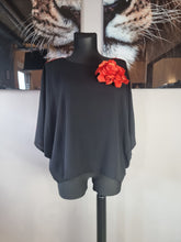 Load image into Gallery viewer, Tunika von CN-G bis Größe 62/64 mit Rosenmuster