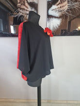 Load image into Gallery viewer, Tunika von CN-G bis Größe 62/64 mit Rosenmuster