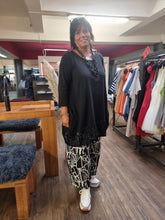 Lade das Bild in den Galerie-Viewer, Vincenzo Allocca Tunika mit Spitze