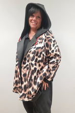 Load image into Gallery viewer, CNG Blazer Jacke mit Leoprint und Kapuze Gr 42 bis 64