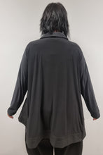 Load image into Gallery viewer, Blusentunika mit Druckknöpfen von CNG bis Größe 62 mit Memory und Lederoptik Einsatz