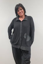 Load image into Gallery viewer, Blusentunika mit Druckknöpfen von CNG bis Größe 62 mit Memory und Lederoptik Einsatz