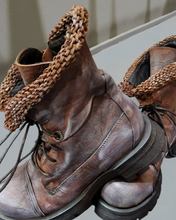 Lade das Bild in den Galerie-Viewer, Papucei Stiefelette Jason brown