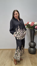 Load image into Gallery viewer, Tunika mit floralem Muster in leichter Crashoptik Größe 40 bis 60 - Gozzip