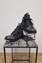 Load image into Gallery viewer, Papucei High Top Sneaker in Schwarz bis Gr 42