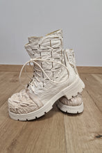 Lade das Bild in den Galerie-Viewer, Papucei Zenith Avantgarde High Top Fashion Sneaker in Creme bis Gr 42