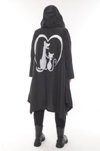 Load image into Gallery viewer, Mädchenglück Hund und Katze Regenmantel in 2 Farben Weiss und Schwarz