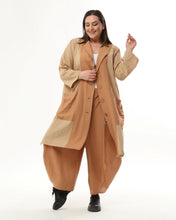 Load image into Gallery viewer, Longblazer von unserem Label Mädchenglück 4 Farben und 3 Größen bis Gr 58/60