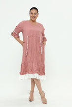 Load image into Gallery viewer, Kleid mit Crash/ Crinkle Effekt in Altrosa von Mädchenglück