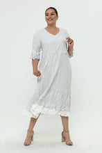 Load image into Gallery viewer, Kleid Crash/ Crinkle Effekt in grau von Mädchenglück