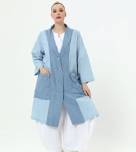 Load image into Gallery viewer, Longblazer von unserem Label Mädchenglück 4 Farben und 3 Größen bis Gr 58/60