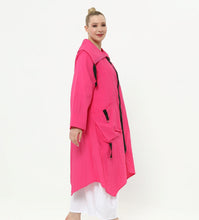 Load image into Gallery viewer, Sommer Trenchcoat in pink von unserem Label Mädchenglück bis Größe 58