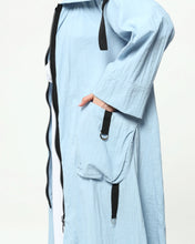 Load image into Gallery viewer, Sommer Trenchcoat Eisblau von unserem Label Mädchenglück bis Größe 58