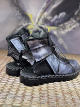 Load image into Gallery viewer, Papucei Sandale Cole Black/ Silver - RESTOCKED