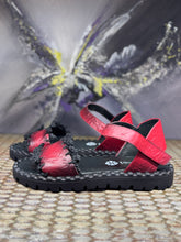 Load image into Gallery viewer, Papucei Sandale Forrest rot