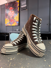 Load image into Gallery viewer, Rebecca White Sneaker Suede Braun mit Leo bis Gr 43