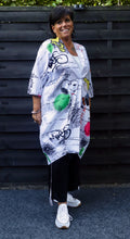 Lade das Bild in den Galerie-Viewer, CNG Blusenjacke mit Snoopy Größe 42 bis 64