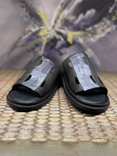 Load image into Gallery viewer, Papucei Pantolette Cora Black