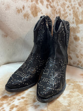 Load image into Gallery viewer, Rebecca White Cowboy Stiefel/Boots Golden Nappa Black