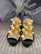 Load image into Gallery viewer, Papucei Sandale Aspen Yellow