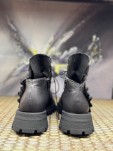 Load image into Gallery viewer, Papucei Stiefelette Strider black mit Reißverschluss