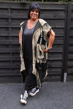 Lade das Bild in den Galerie-Viewer, Redesign Ausgefallene Weste aus Jeans mit Netzeinsätzen in Khaki/Schwarz