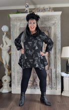 Load image into Gallery viewer, 𝐒𝐚𝐥𝐞- Tunika von Mädchenglück in 3 Größen aus Jacquard KOLLEKTION bis Gr 58