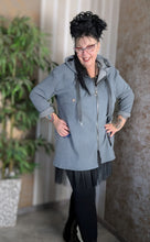 Load image into Gallery viewer, Leichte Cordjacke Einheitsgröße Gr 44 bis 54 in Grau Saisonartikel Low Budget