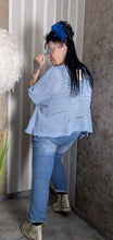 Load image into Gallery viewer, Überwurf mit Cut Outs in Blau Tragbar alle Größen