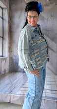 Load image into Gallery viewer, Redesign Jeansjacke used Style mit Cut Outs bis Größe 60