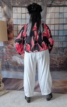 Load image into Gallery viewer, JMP Jean Marc Philipp Bluse in angesagtem Design und Farben