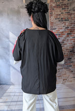 Lade das Bild in den Galerie-Viewer, Tunika von CN-G mit tollem Blumenmuster und Cut Out