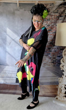 Lade das Bild in den Galerie-Viewer, Jetzt reduziert CNG Kleid mit floralem Design bis Größe 56