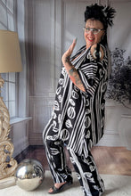 Lade das Bild in den Galerie-Viewer, SALE CNG Set bestehend aus Tunika und Hose Größe 42 bis 62