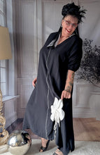 Load image into Gallery viewer, CNG Kleid Größe 40 bis 60 mit vielen liebevollen Details