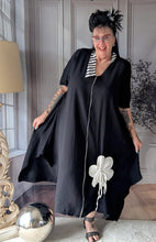 Load image into Gallery viewer, CNG Kleid Größe 40 bis 60 mit vielen liebevollen Details