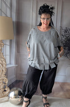 Load image into Gallery viewer, CNG Tunika Überwurf mit Cut Outs von CN-G