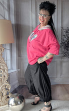 Lade das Bild in den Galerie-Viewer, SALE CNG Tunika mit Applikation und Kapuze